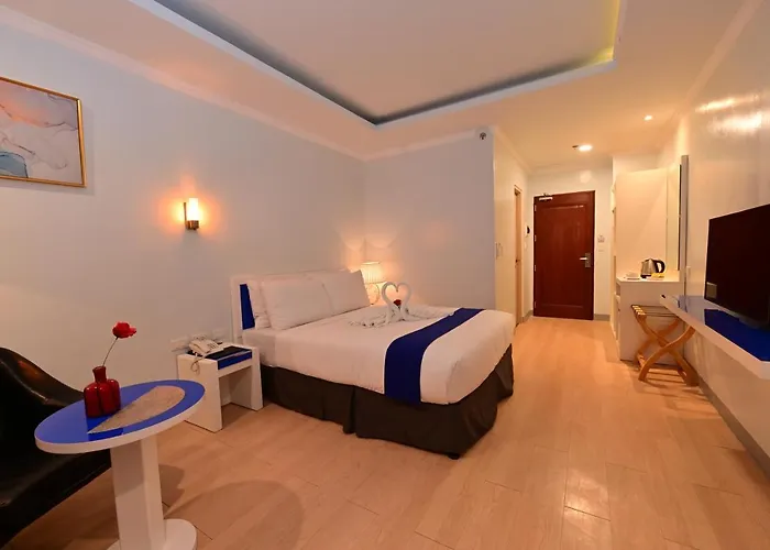 Resort T Shine And Lapu-Lapu City