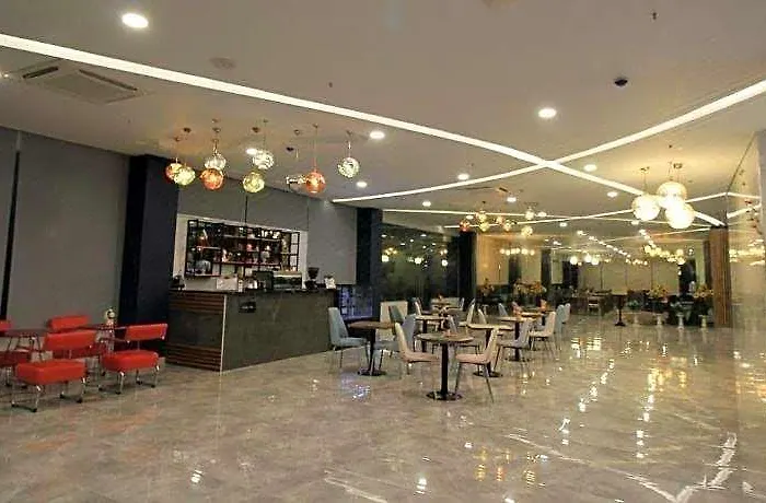 Resort T Shine And